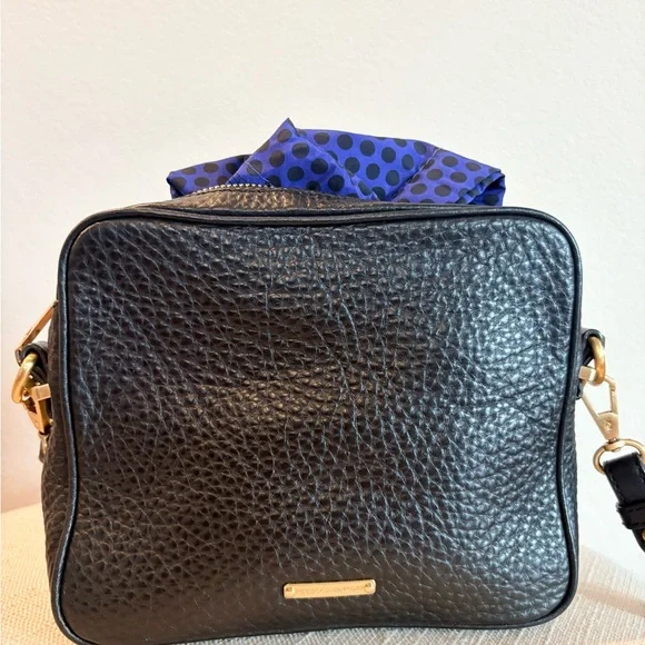 RARE Rebecca Minkoff “Jules” Camera Bag - Leather Crossbody - Gold Hardware - Picture 3 of 7